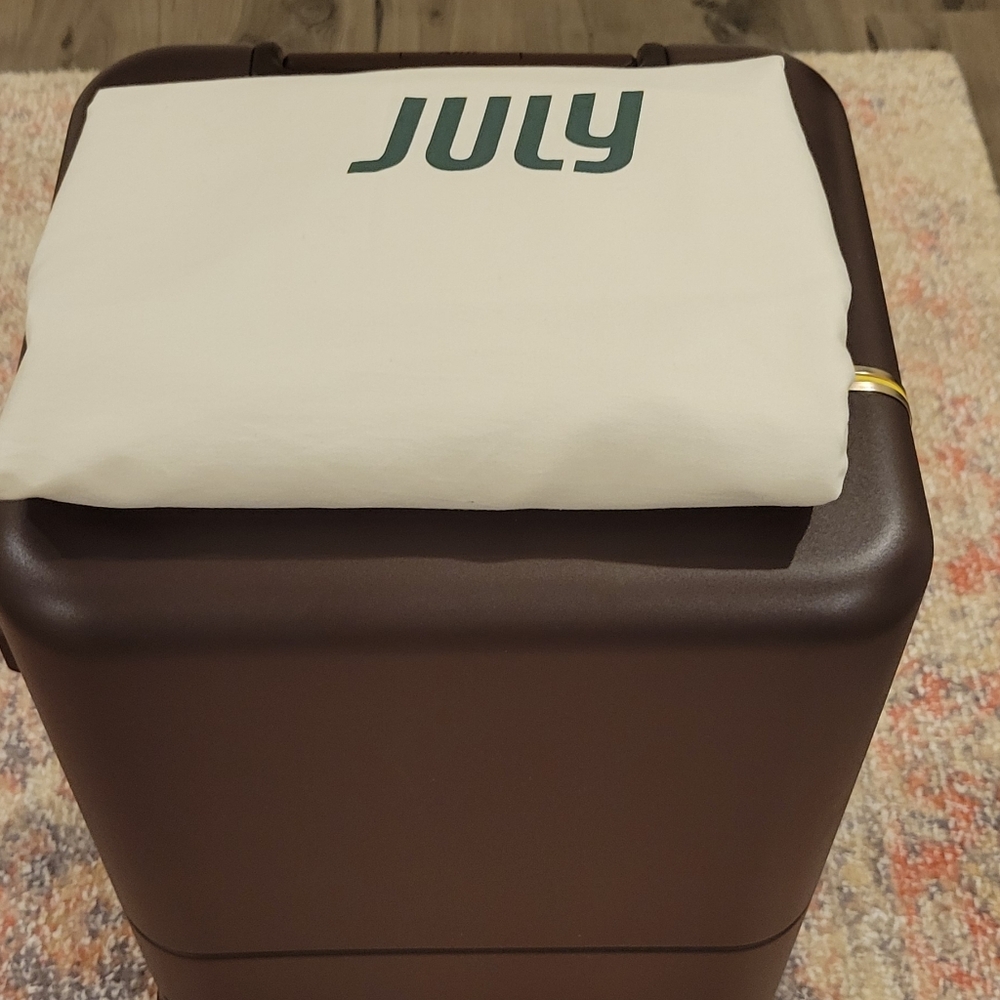 July Checked Trunk - Picture 5 of 9